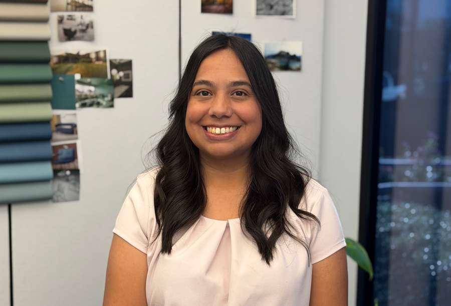 Plant Controller - Sandra Flores